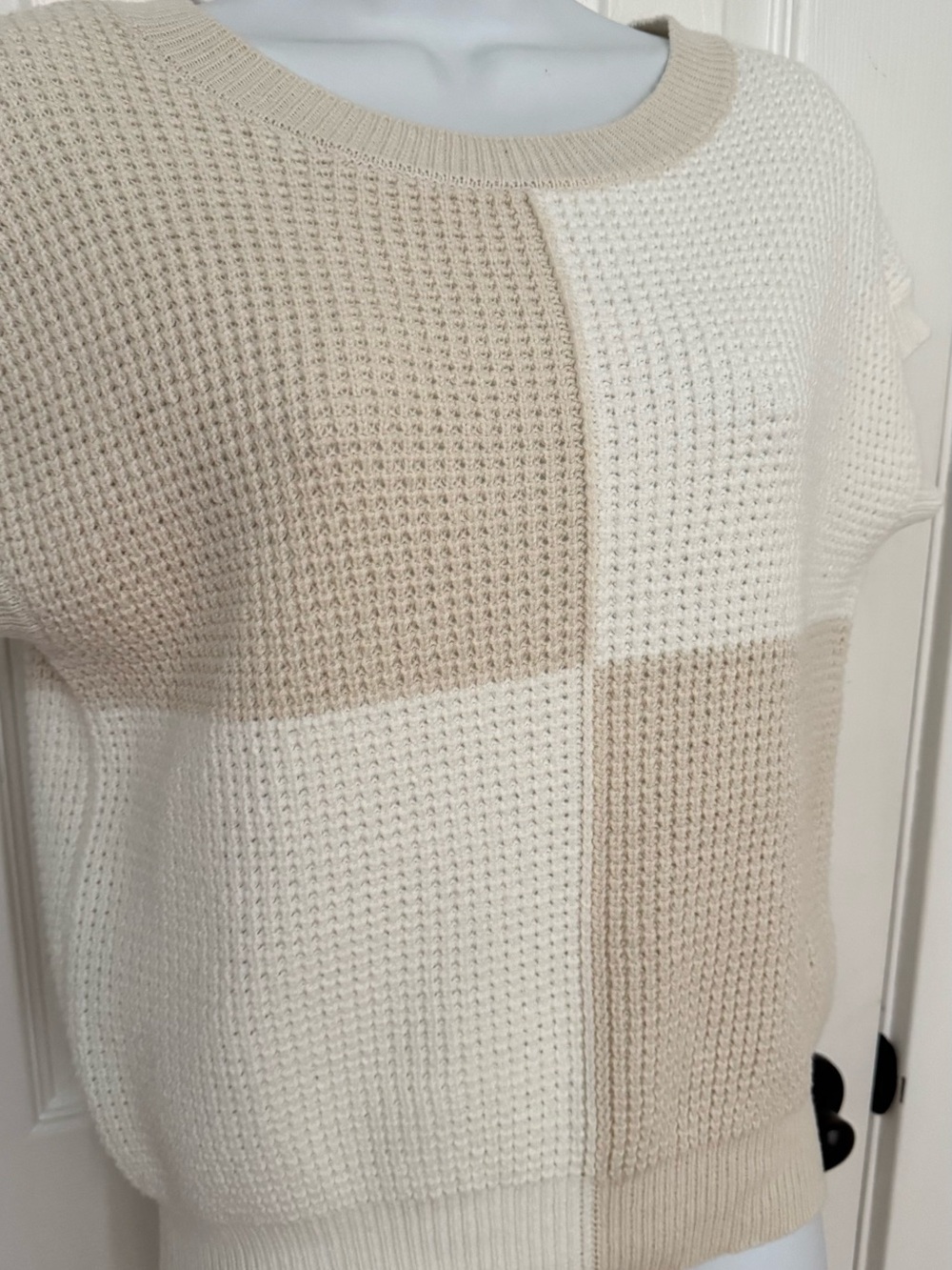 moon & madison Cream and Tan Waffle Block Crewneck Sweater